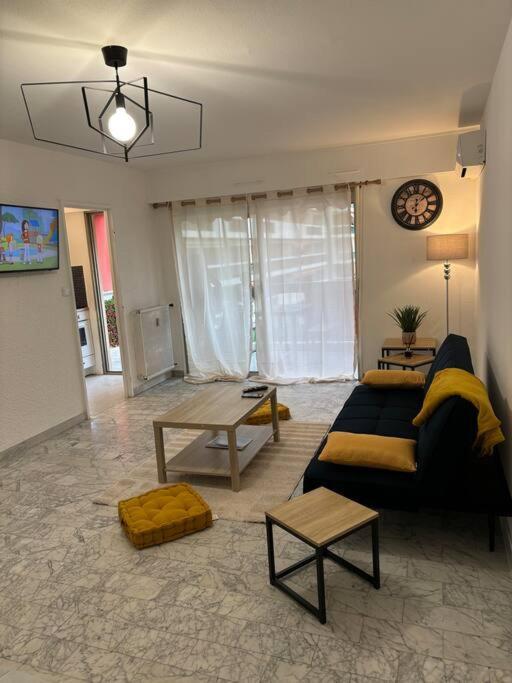 Studio Golf Juan Golfe-Juan Exteriér fotografie